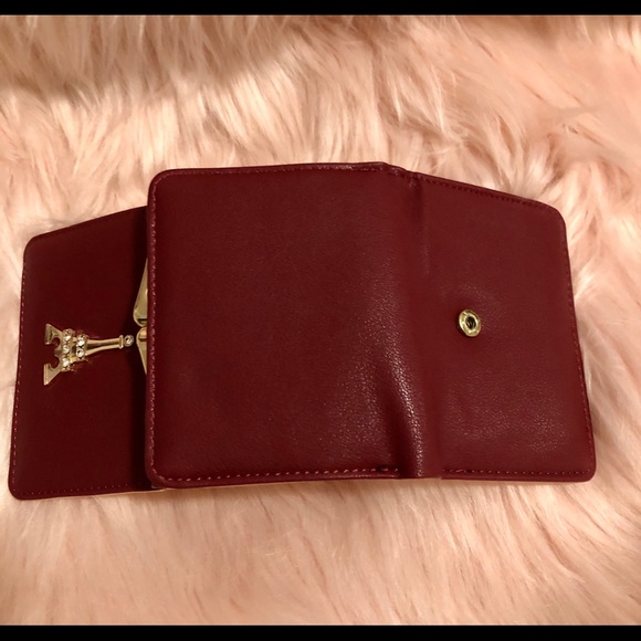 Small leather bifold wallet - Picture 2 of 3